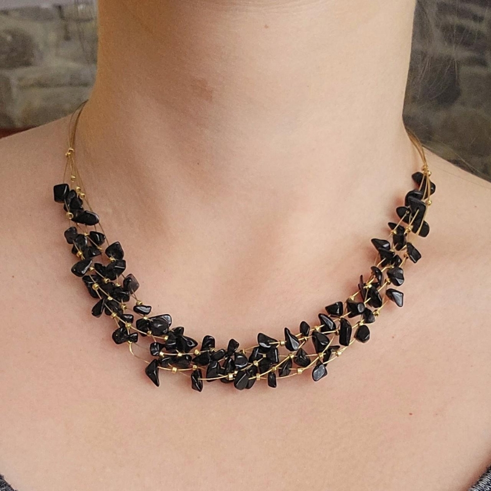 Vintage Adjustable Black Pebble Necklace on gold tone base w extension
